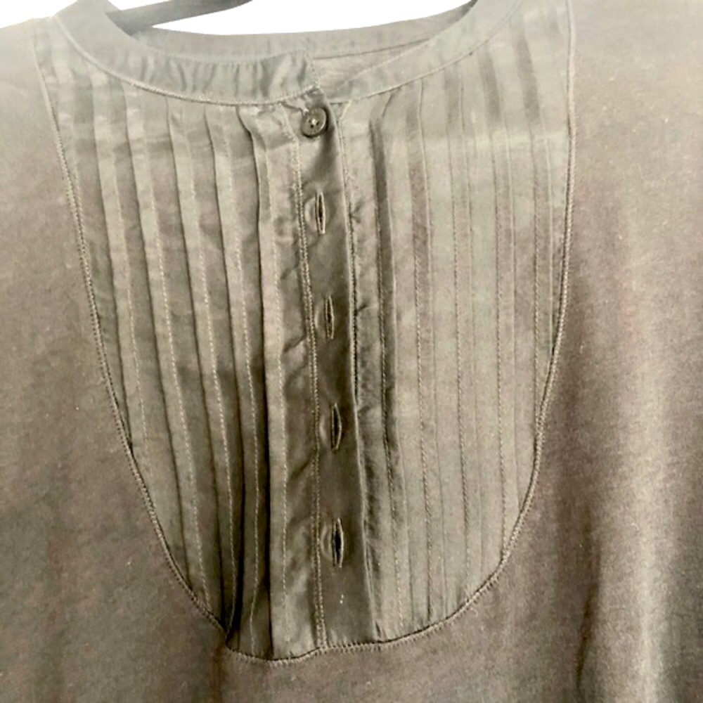 Worn once Armani JeansL/S top silk tuxedo style insert high quality jersey/ silk - Picture 4 of 5